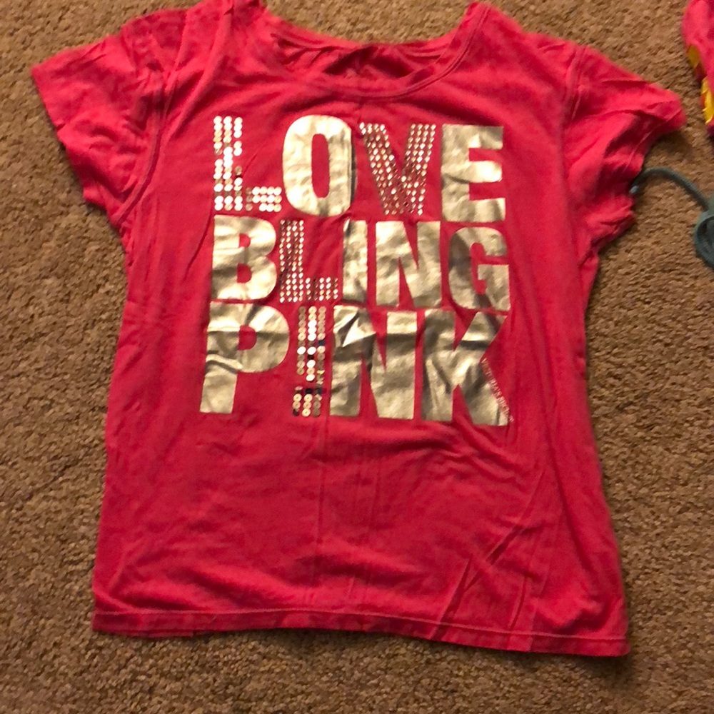 Pink t shirt